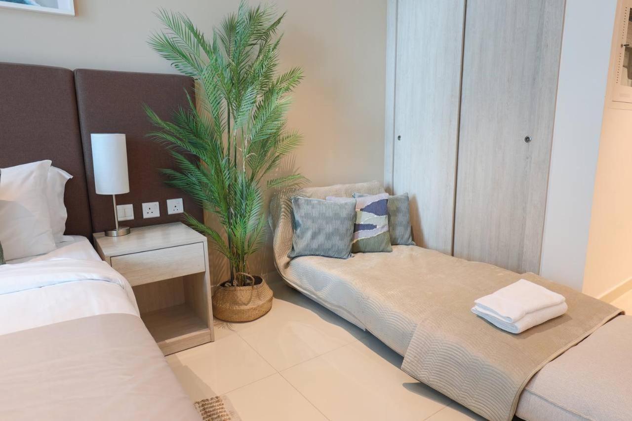 Fantastic Studio Apartment At Palm Jumeirah Дубай Экстерьер фото